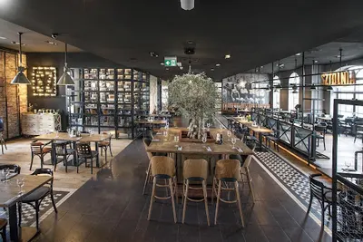 SZTOLNIA.CHLEB.MIĘSO WINO